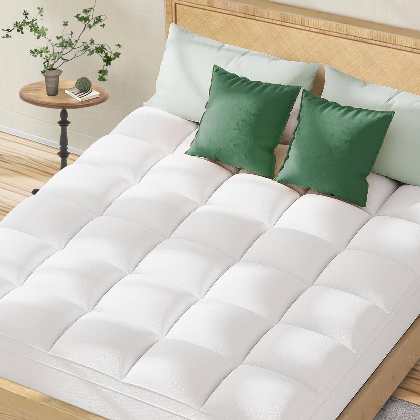 Topllen King Mattress Topper for Back Pain Relief, Extra Thick Pillow Top Plush Mattress Pad with Deep Pocket, Soft Pillowtop King Size Bed Toppers Filled Fluffy Down Alternative, White